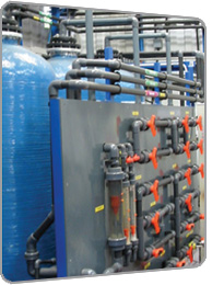 Ion exchange recycling unit for chromic anodising rinse and batch reactor
